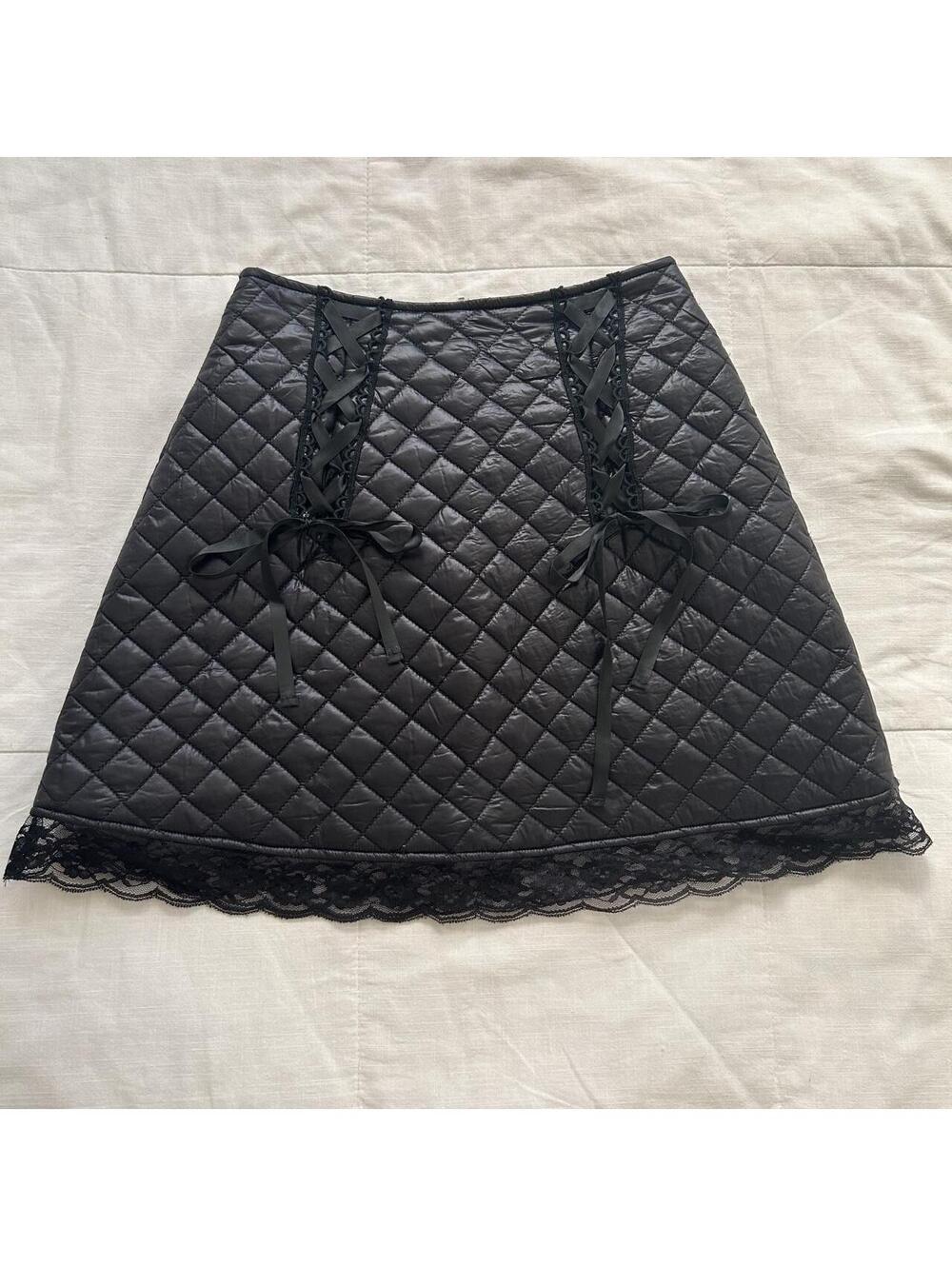 Japanese Brand Black Quilted Lace Up A-Line Skirt Lace Trim Jirai Kei XS